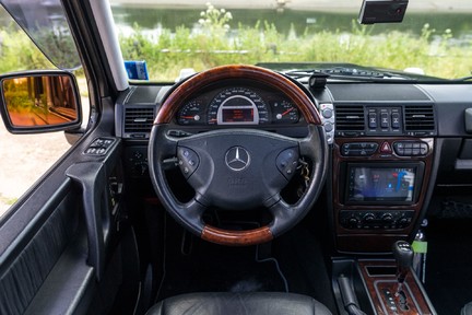 Mercedes-Benz G Series 55 AMG 14
