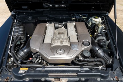 Mercedes-Benz G Series 55 AMG 36