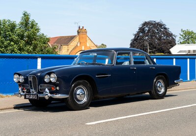 Aston Martin Lagonda Rapide Sport Saloon