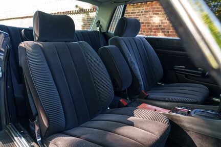 Mercedes-Benz SLC 380 SLC 22