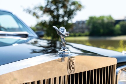 Rolls-Royce Camargue Coupe 8