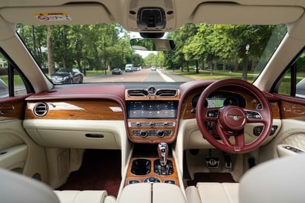Bentley Bentayga V8 16