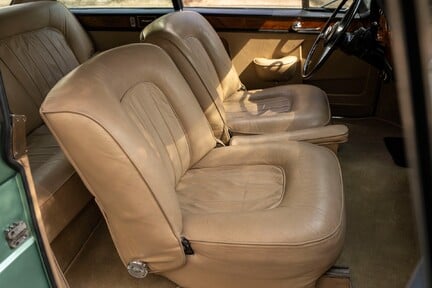 Rolls-Royce Silver Cloud III Continental FHC 20