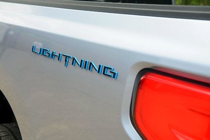 Ford Lightning Lariat Electric 14