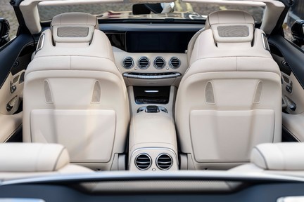 Mercedes-Benz S Class AMG S 63 Cabriolet Twin Turbo 4.0 Litre 26