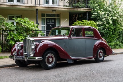 Bentley R Type Standard Steel Saloon 1