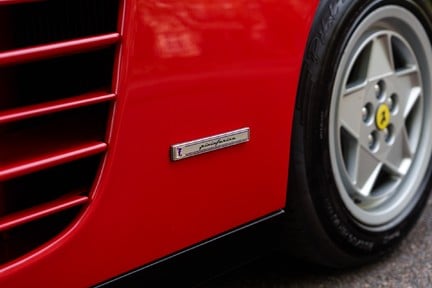 Ferrari Testarossa 12
