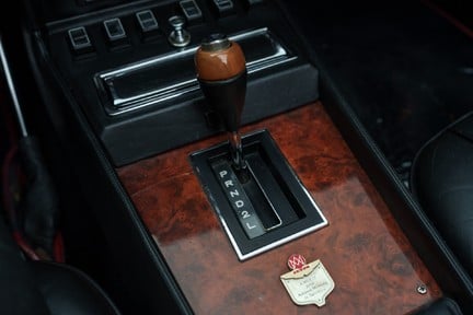 Aston Martin V8 Volante EFi 28