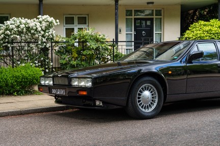 Aston Martin Lagonda 9