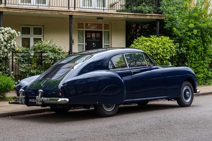 Bentley R Type Fastback By Racing Green 3