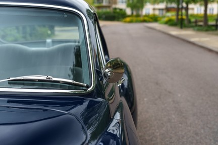 Bentley R Type Fastback By Racing Green 9