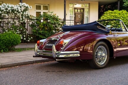 Jaguar XK 150 3.8 S DHC 15