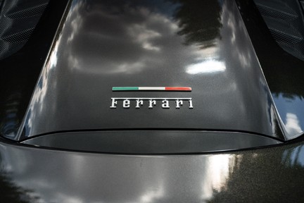 Ferrari 488 SPIDER 19