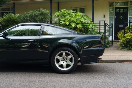 Aston Martin Vantage V550 14