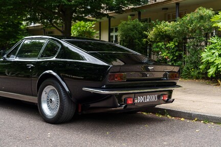 Aston Martin V8 Vantage X-Pack 12