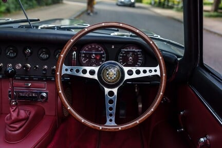 Jaguar E-Type 4.2 Roadster Concours Fast Road Spec 13