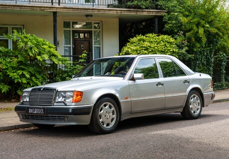 Mercedes-Benz E Class 500E