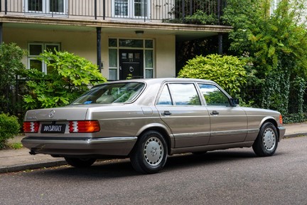 Mercedes-Benz S Class 560 SEL 3