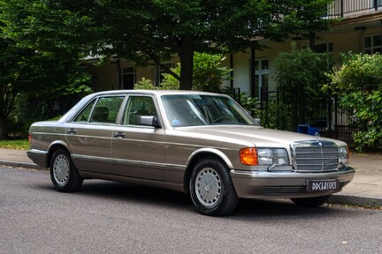 Mercedes-Benz S Class 560 SEL 2