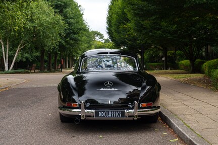 Mercedes-Benz SL Class 300SL Gullwing 8