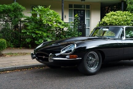 Jaguar E-Type 3.8 FHC 8