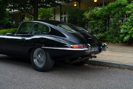 Jaguar E-Type 3.8 FHC 11