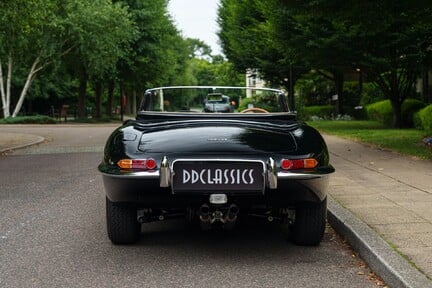 Jaguar E-Type 3.8 Roadster Fast Road Spec 8