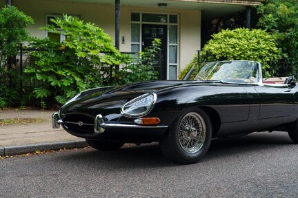 Jaguar E-Type 3.8 Roadster Fast Road Spec 10