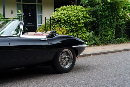 Jaguar E-Type 3.8 Roadster 12