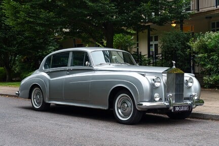 Rolls-Royce Silver Cloud II Long Wheel Base 2