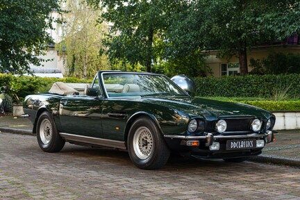 Aston Martin V8 Volante 2