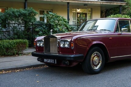 Rolls-Royce Silver Shadow II 8