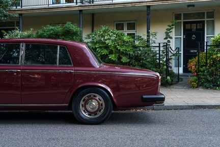 Rolls-Royce Silver Shadow II 12