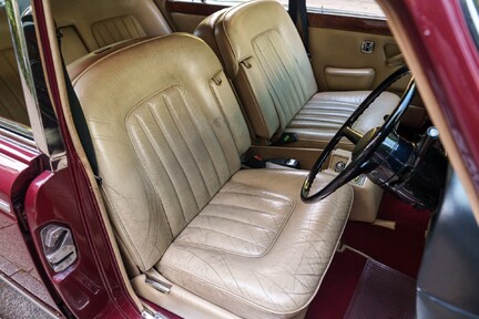 Rolls-Royce Silver Shadow II 23