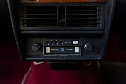 Rolls-Royce Silver Shadow II 22