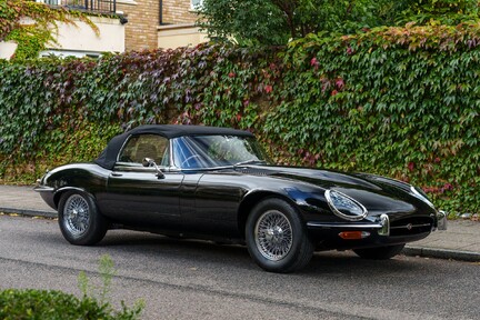 Jaguar E-Type V12 7