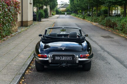 Jaguar E-Type V12 6