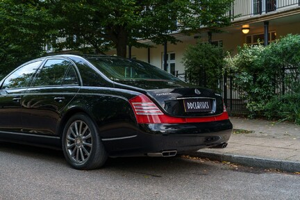 Maybach 57 S Zeppelin 12