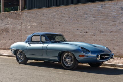 Jaguar E-Type Series 1 4.2 Roadster 8