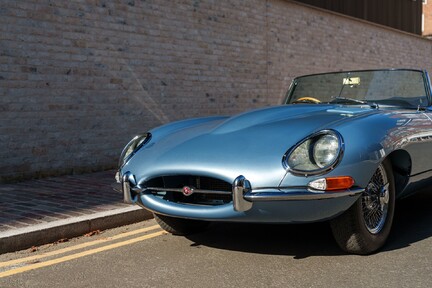 Jaguar E-Type Series 1 4.2 Roadster 9