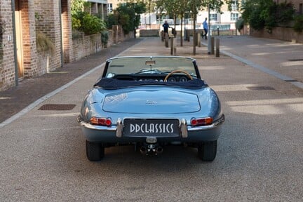 Jaguar E-Type Series 1 4.2 Roadster 6