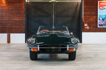 Jaguar E-Type 4.2 Roadster 5