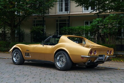 Chevrolet Corvette Stingray 427 Coupé 4