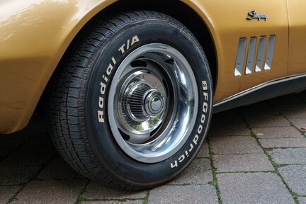 Chevrolet Corvette Stingray 427 Coupé 9