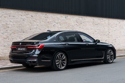 BMW 7 Series M760LI XDRIVE 3