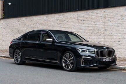 BMW 7 Series M760LI XDRIVE 2