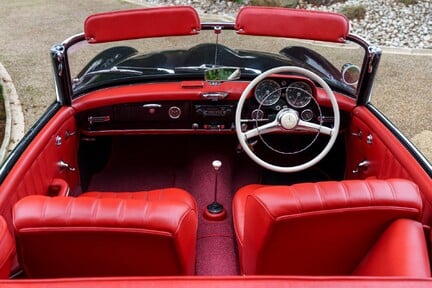 Mercedes-Benz SL 190SL 13