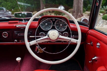 Mercedes-Benz SL 190SL 14