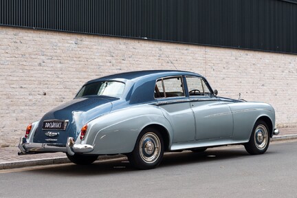 Rolls-Royce Silver Cloud III 3