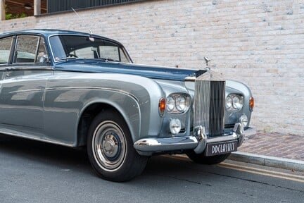 Rolls-Royce Silver Cloud III 9